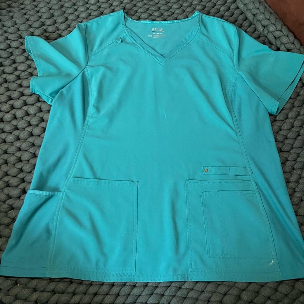 Cherokee iflex Teal scrub top